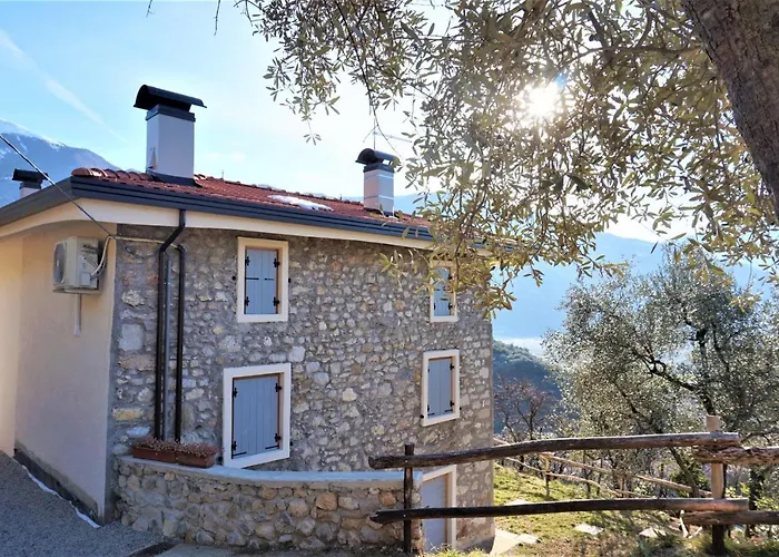 Chalet Laghel - Holiday Home Garda Trentino